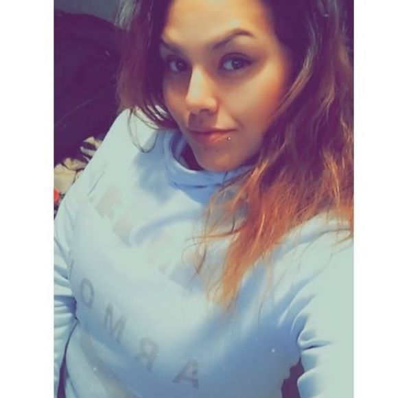 Meet your Posher, Jaymi - Picture 1 of 1